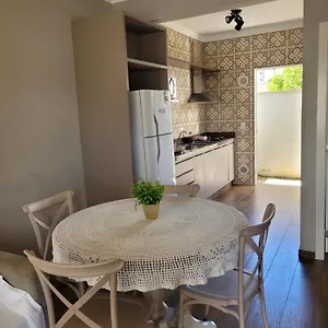 Excelente Sobrado Confortável No Centro De Próximo As Praias , Tijucas Brasil